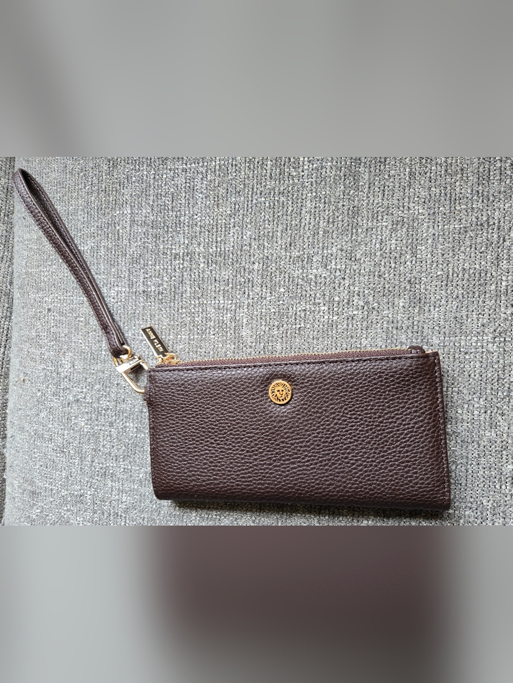 Anne Klein Dark Brown Textured Leather Bi-fold Wallet With Signiture Lion Emblem